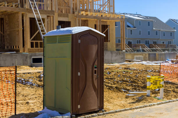 Best Construction site porta potty rental  in Castroville, TX
